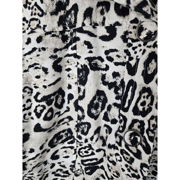 Chico's Women's Leopard Print Button Down Blazer Size 2 | Large - Picture 5 of 5